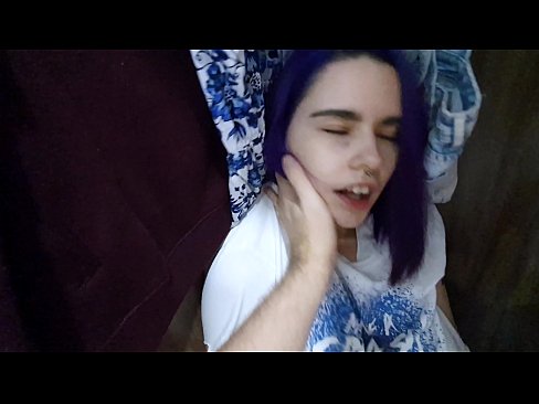 ❤️ Pom kuv tus ntxhais hauv lub txee dai khaub ncaws thiab pab nws cum ❤️❌ tawv porn ntawm peb ❤
